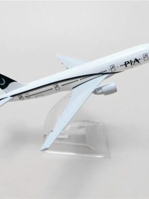 Pakistan International Airline Boeing 777 Diecast 1:400 Die-cast Scale Model PIA