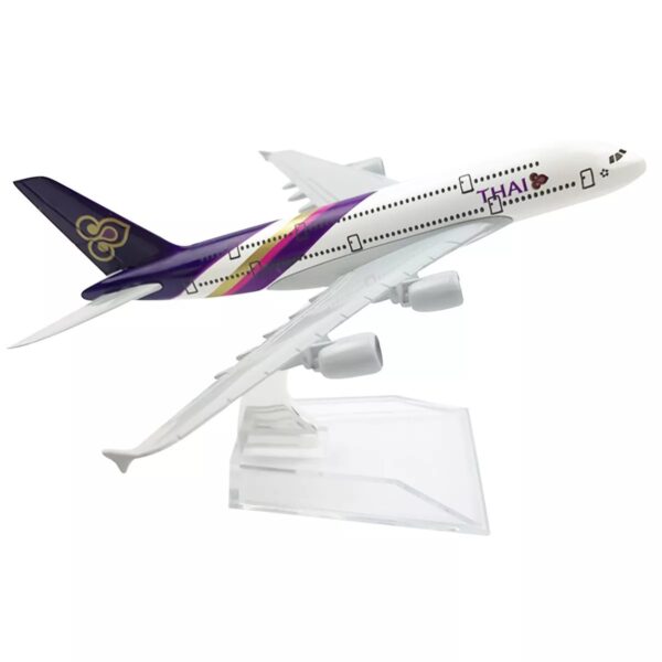THAI AIRLINES Air PLANE MODEL A380 AIRPLANE 16CM METAL DIECAST 1:400 AIRPLANE MODEL TOYS FOR CHILDREN. Home office decoration ane collection
