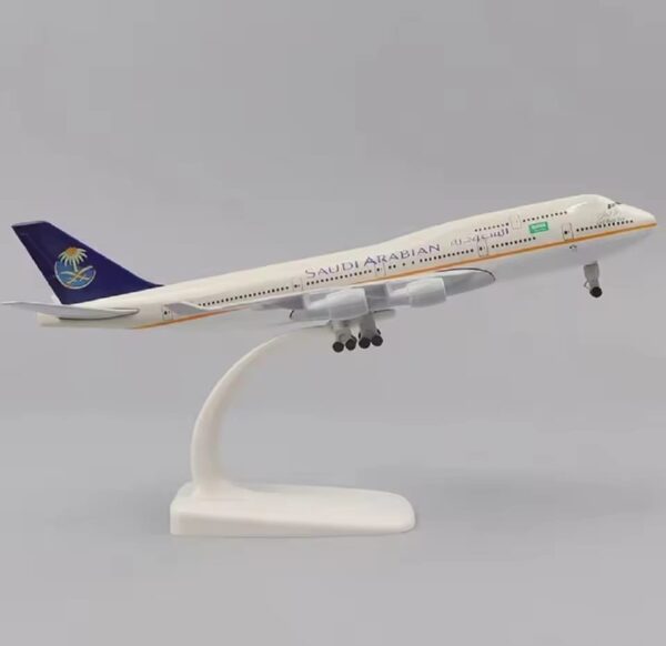 Saudia Airlines B747 (20cm) 7.8 inch metal body