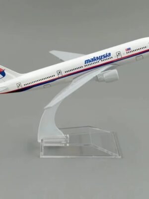 Malaysia Airlines b777 (16cm) 1/400 Scale Metal Aircraf Model with stand Airplane Plane Model Toys Decoration and Collection