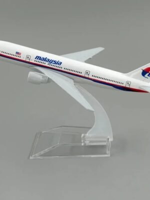 Malaysia Airlines b777 (16cm) 1/400 Scale Metal Aircraf Model with stand Airplane Plane Model Toys Decoration and Collection