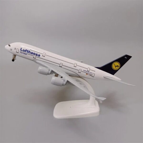 Airline Model metal Germany Lufthansa Airbus A380 (20cm) Aircraft Die cast Airplane Model for decoration