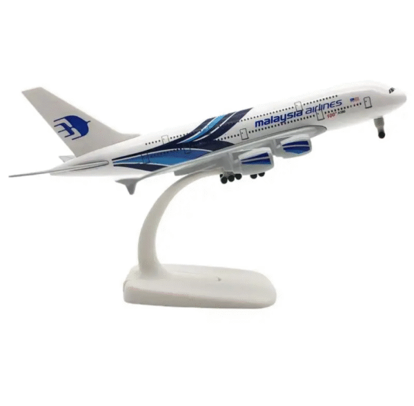 Malaysian  Airlines  A380 20 cm Metal Airplane Model  scal 1:200