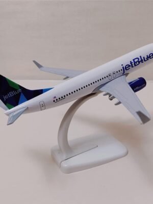 JetBlue Airlines Boeing 737 Aircraft Model – 20cm 1:200 Scale, Full Metal Diecast Airplane for Home & Office Décor