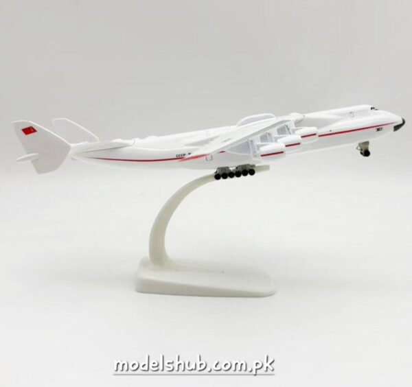 Antonov An-225 Mriya 20cm Diecast Model – 1:200 Scale Alloy Airplane Model | Premium Aircraft Model for Home & Office Decoration