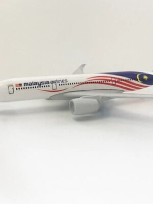 Malaysia Airlines Boeing Aircraft Model 16cm – Scale 1:400 | Metal Diecast Airplane Model | Aviation Model for Home & Office Decoration
