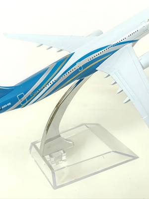 Oman Air Airbus A330 Airplane Model 16CM 1:400 Scale Metal Diecast Alloy Aircraft Replica Toy Collectible