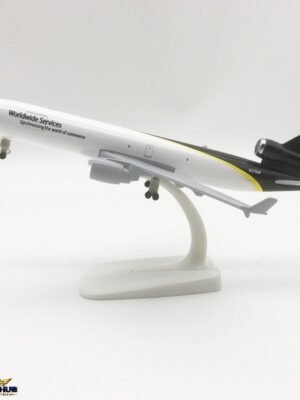 UPS World Cargo MD-11 20cm Scale 1:300 Metal Body Model Airplane with Wheels – Airlines Aircraft Model for Home & Office Decor, Collectible Aviation Display & Gift
