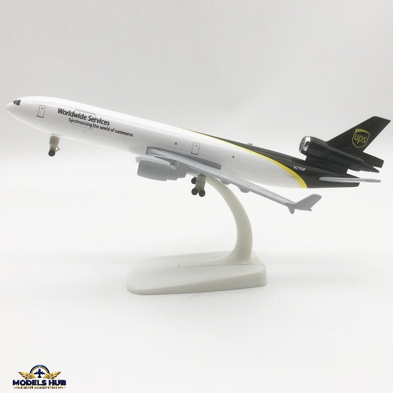 UPS World Cargo MD-11 20cm Scale 1:300 Metal Body Model Airplane with Wheels – Airlines Aircraft Model for Home & Office Decor, Collectible Aviation Display & Gift - Image 2